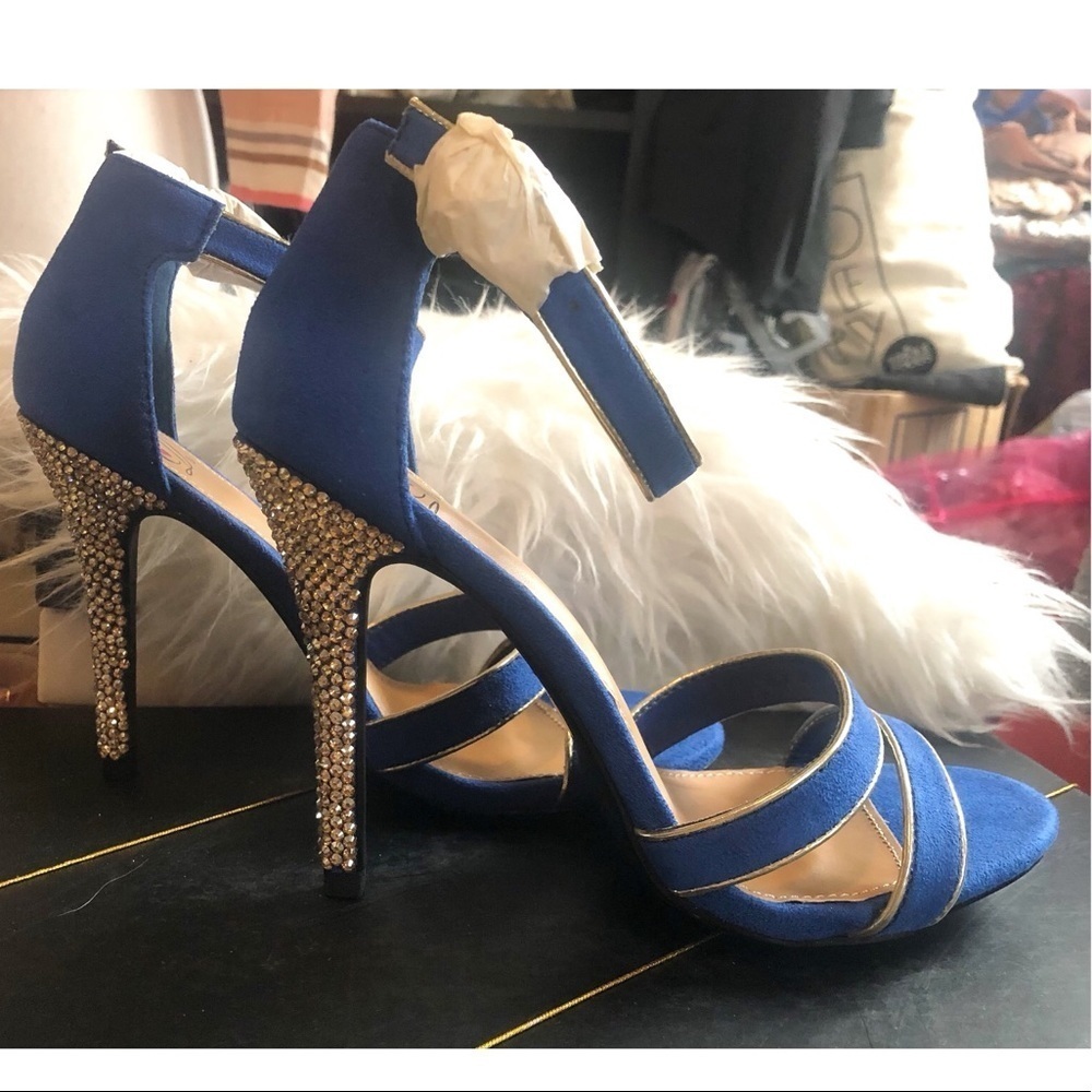 NEW Swarovski Crystal Rhinestones Sandals - Picture 8 of 11